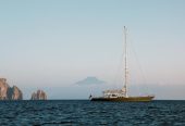 IEMANJA | 1989 32.07m (105.19ft) Ron Holland design Cruising Sailing Yacht built by French shipyard Chantiers Naval de Biot