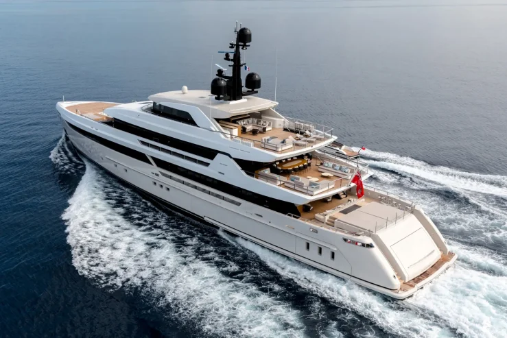 LEMON TREE | 2021 61.5m (201.72ft) Luxury Tri-Deck Motor Yacht built by Italian shipyard SANLORENZO