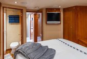 PILOT LOUNGE | 2006 19.51m (63.99ft) Luxury Flybridge Motor Yacht built by American shipyard Hatteras