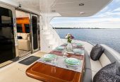 PILOT LOUNGE | 2006 19.51m (63.99ft) Luxury Flybridge Motor Yacht built by American shipyard Hatteras