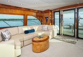 PILOT LOUNGE | 2006 19.51m (63.99ft) Luxury Flybridge Motor Yacht built by American shipyard Hatteras