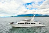 SUMMERTIME II | 1997 35.36m (115.98ft) Luxury Tri-Deck Motor Yacht built by renowned American shipyard HATTERAS YACHTS