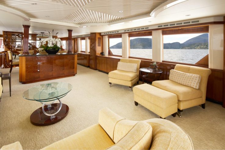 SUMMERTIME II | 1997 35.36m (115.98ft) Luxury Tri-Deck Motor Yacht built by renowned American shipyard HATTERAS YACHTS