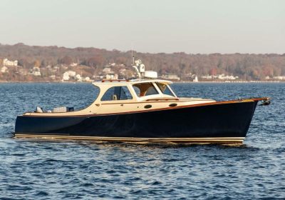 URBAN-1997-11.1m-36.41ft-Hinckley-Picnic-Boat-for-sale_YachtDealz1