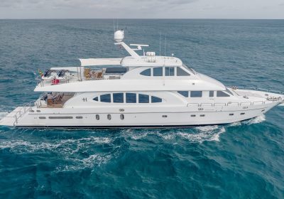 B-HAPPY-2004-29.41m-96.46ft-Motor-Yacht-for-sale_YachtDealz68