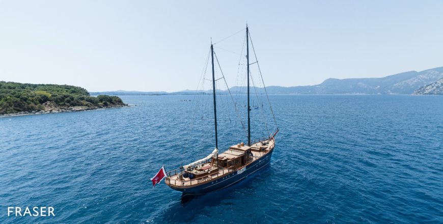 CASSIOPEIA | 1939 37m (121.36ft) Classic Wood Motor Sailing Yacht built by Italian shipyard Torre del Greco