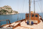 CASSIOPEIA | 1939 37m (121.36ft) Classic Wood Motor Sailing Yacht built by Italian shipyard Torre del Greco