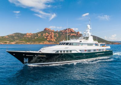 EMERALD-1990-50.4m-165.31ft-Feadship-Motor-Yacht-for-sale_YachtDealz1-1