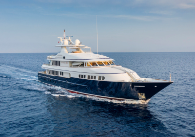 HERCULES-1998-49.99m-163.97ft-Feadship-Motor-Yacht-for-sale_YachtDealz6