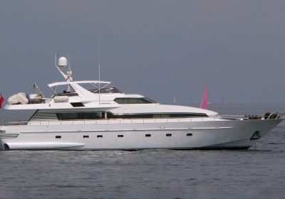 ITS-A-DREAM-1991-27m-88.56ft-Motor-Yacht-for-sale_YachtDealz6