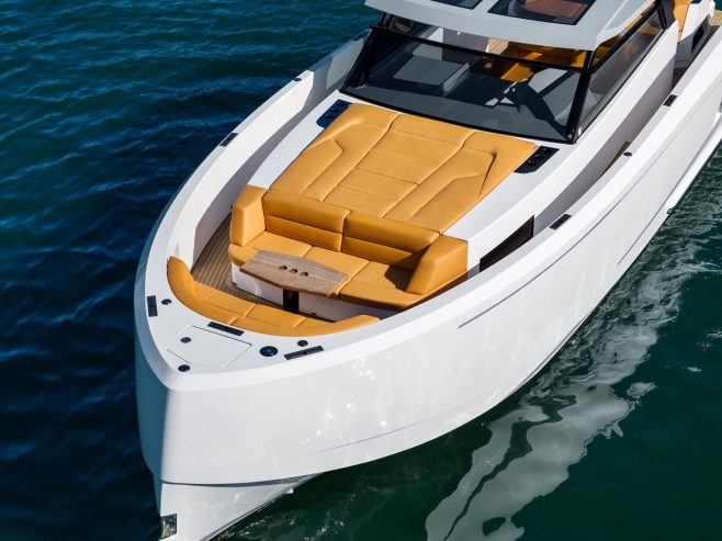 KATSEA | 2021 13.60m (44.61ft) VANQUISH 45 High Performance Aluminium T Top Day Boat Motor Yacht