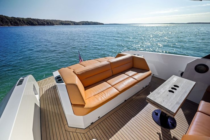 KATSEA | 2021 13.60m (44.61ft) VANQUISH 45 High Performance Aluminium T Top Day Boat Motor Yacht