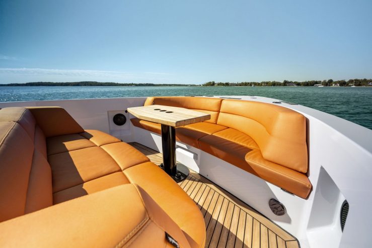 KATSEA | 2021 13.60m (44.61ft) VANQUISH 45 High Performance Aluminium T Top Day Boat Motor Yacht