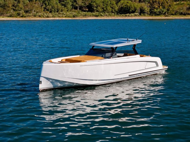 KATSEA | 2021 13.60m (44.61ft) VANQUISH 45 High Performance Aluminium T Top Day Boat Motor Yacht