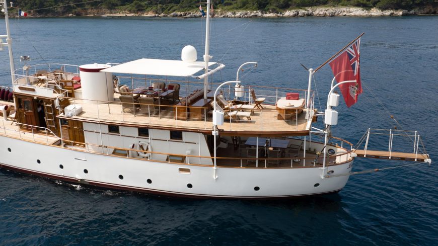 LADY HERTHA | 1935 26.20m (85.94ft) Classic Steel Motor Yacht built by Scottish shipyard Yarrow