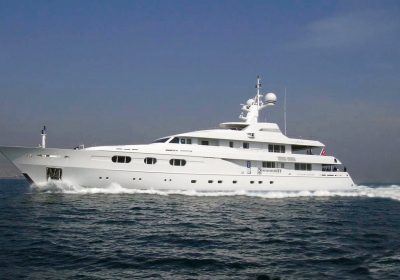 PETARA-2005-58.2m-190.90ft-Motor-Yacht-for-sale_YachtDealz25