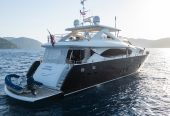 ROUND MIDNIGHT | 2001 29.8m (97.74ft) Luxury Raised Pilothouse Flybridge Motor Yacht built by British shipyard SUNSEEKER