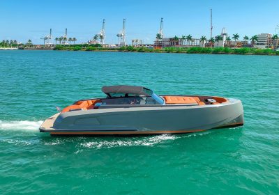 SPECTRA-2021-13.60m-44.61ft-VANQUISH-45-Motor-Yacht-for-sale_YachtDealz6