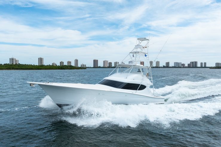 STEEL GROVE | 2010 18.24m (59.83ft) HATTERAS Sportfisher Motor Yacht