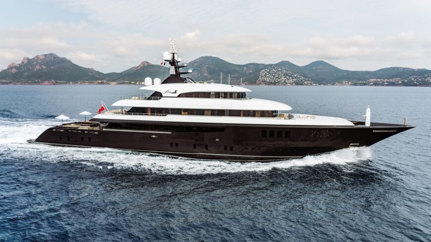 LOON | 2010 67.50m (221.40ft) Luxury Motor Yacht built by Dutch shipyard ICON YACHTS