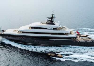 LOON-2010-67.50m-221.40ft-Motor-Yacht-for-sale_YachtDealz29