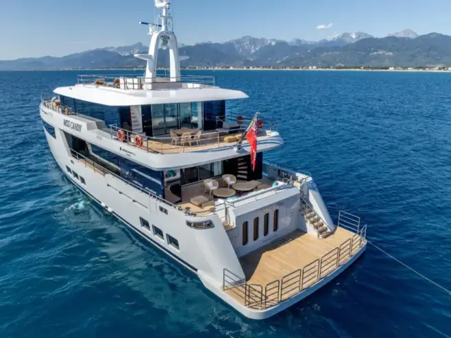 MISS CANDY | 2022 45m Versilcraft Motor Yacht