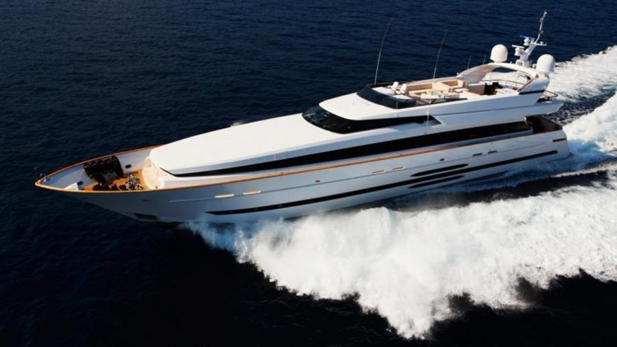 BLINK | 2009 41m (135ft) Flybridge Motor Yacht built by Cantieri di Pisa