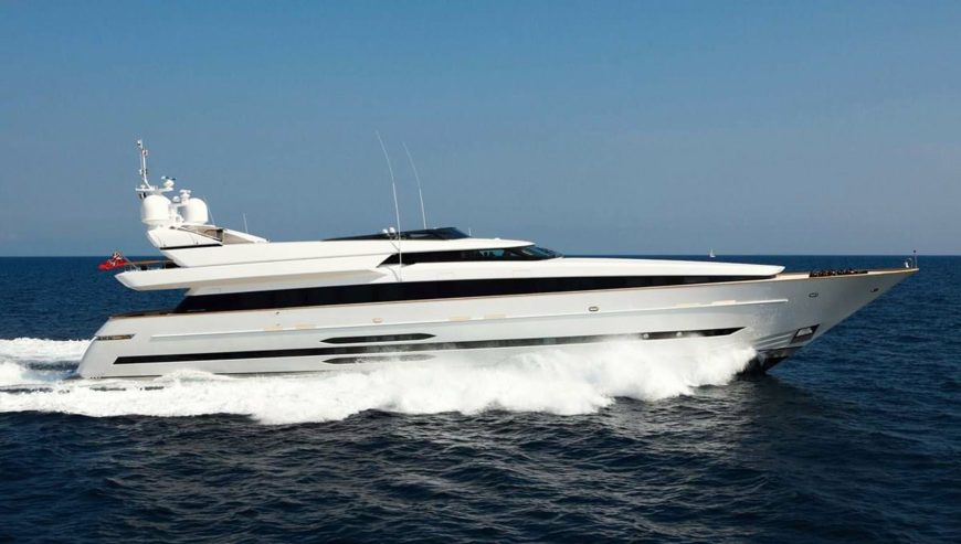 BLINK | 2009 41m (135ft) Flybridge Motor Yacht built by Cantieri di Pisa