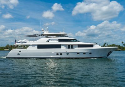 GIGI-2010-50m-164ft-Motor-Yacht-for-sale_YachtDealz1