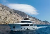 Sassa La Mare | 2019 34m CDM Nauta Air 110 Explorer Motor Yacht