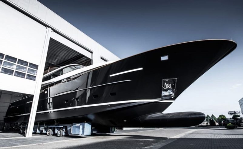 JANGADA | 2019 32m (105ft) Van der Valk Flybridge Motor Yacht