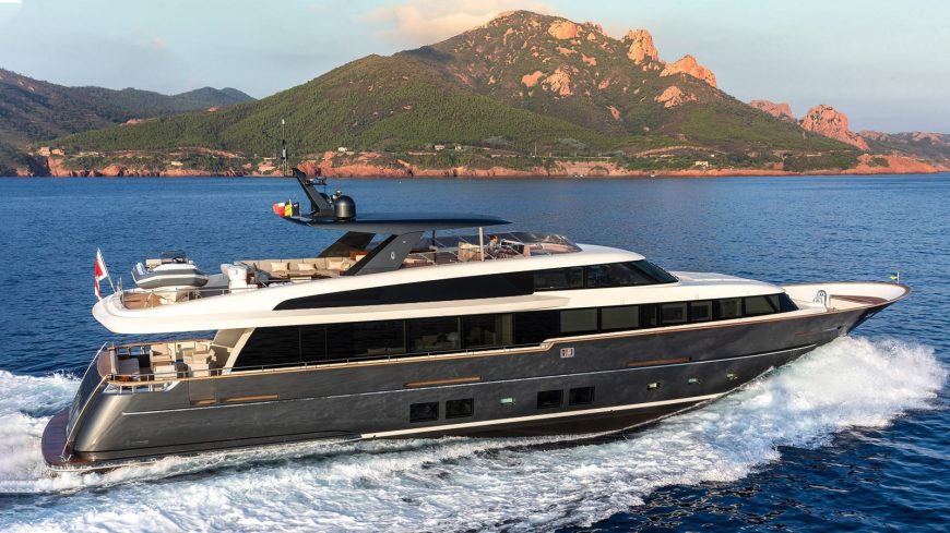 JANGADA | 2019 32m (105ft) Van der Valk Flybridge Motor Yacht