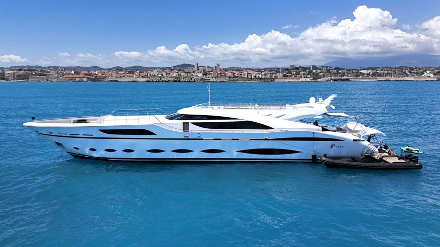 FAST AND FURIOUS | 2017 44.4M (145′) Luxury Motor Yacht built by Italian shipyard AB Yachts