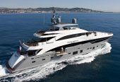 IMPERIAL PRINCESS BEATRICE | 2012 40m (131′) Luxury Motor Yacht built by British shipyard Princess