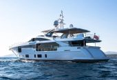 IRYNA | 2019 35m (115′) Luxury Motor Yacht built by Italian shipyard Azimut